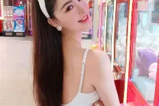 刘晓庆被指耍大牌现身河南万岁山和王婆同台全场冷脸拒讲话