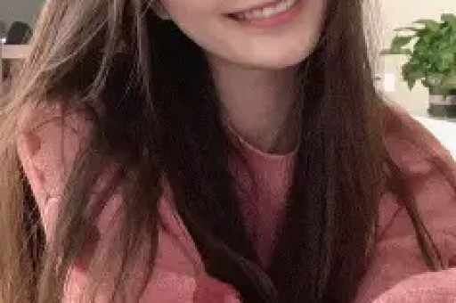 同样是售假董宇辉的全额退款比李维刚的假一赔十差了十八条街