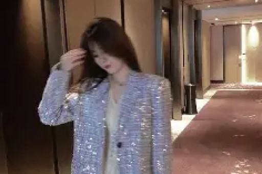 假唱之锅谁来背